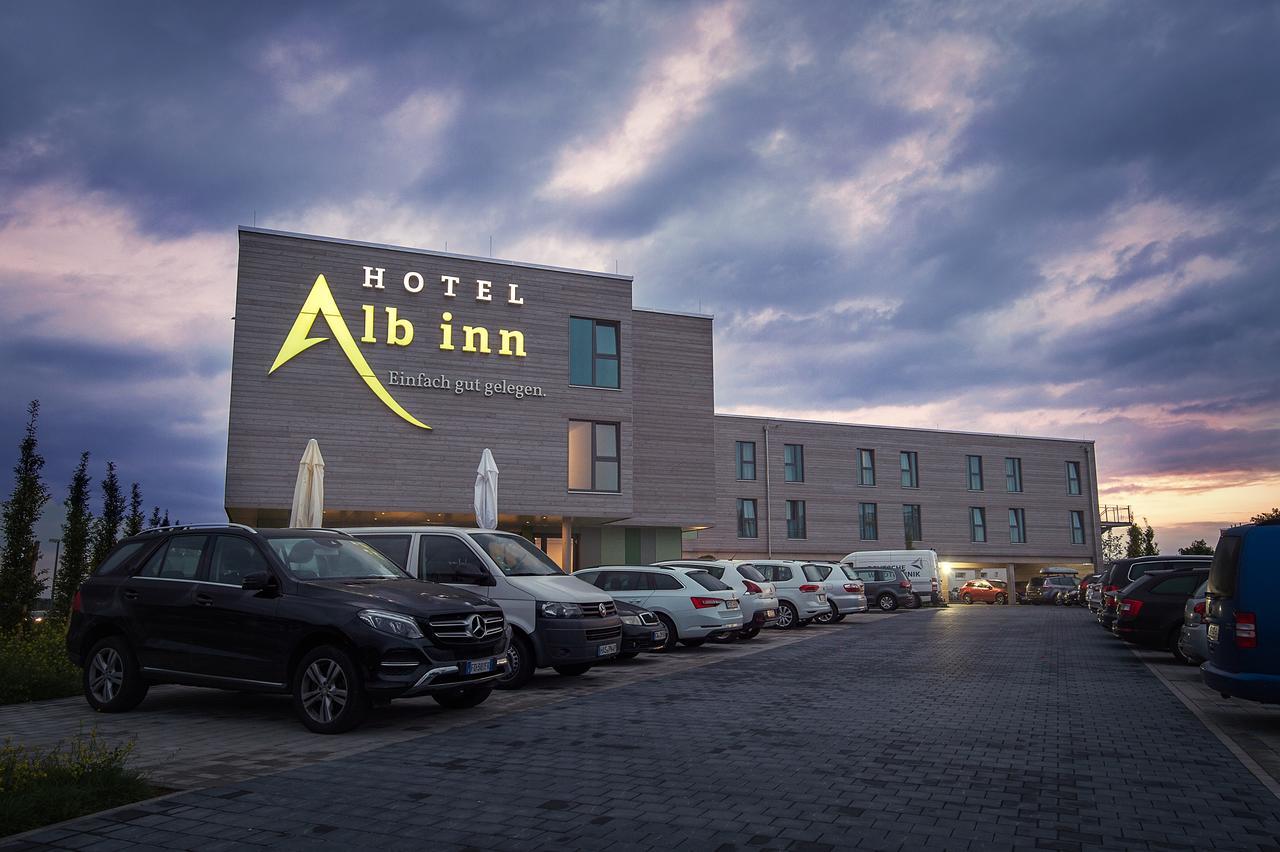 ميركلينغين Alb Inn - Hotel & Apartments المظهر الخارجي الصورة